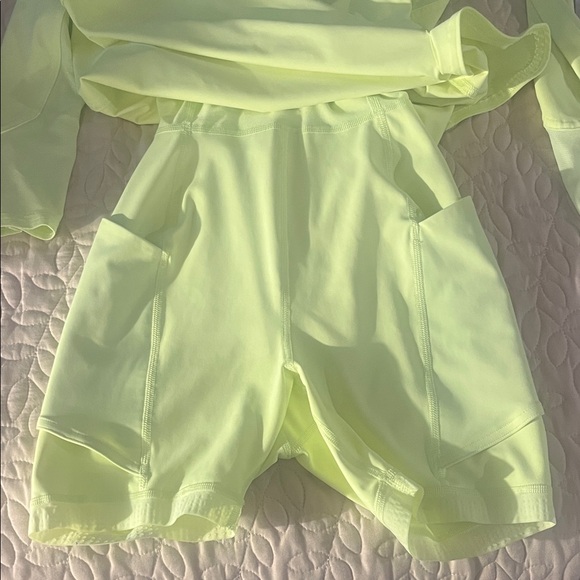 Lululemon Athletica Light Yellow Long Sleeve Dress - Picture 2 of 12